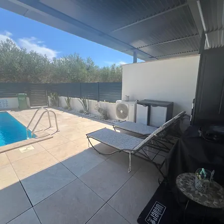 With Private Pool Apartmán Trogir