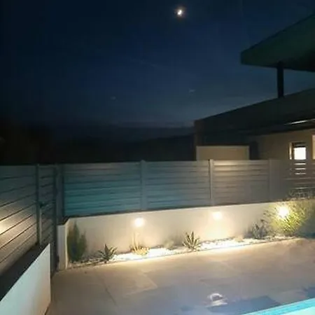 Appartement With Private Pool